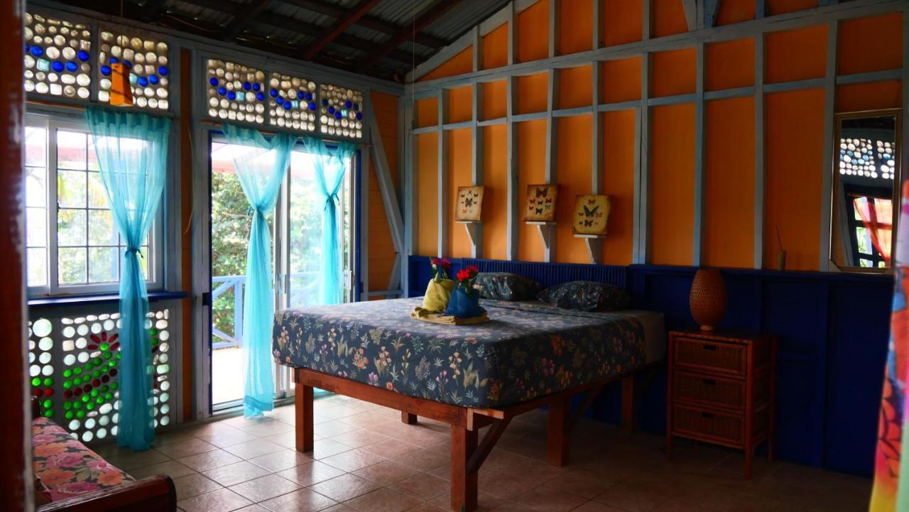 Tesoro Escondido Ecolodge Cabinas Бокас-дель-Торо Экстерьер фото