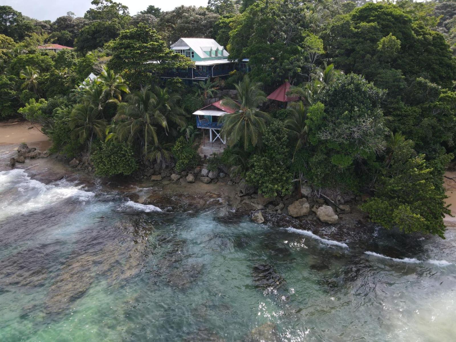 Tesoro Escondido Ecolodge Cabinas Бокас-дель-Торо Экстерьер фото