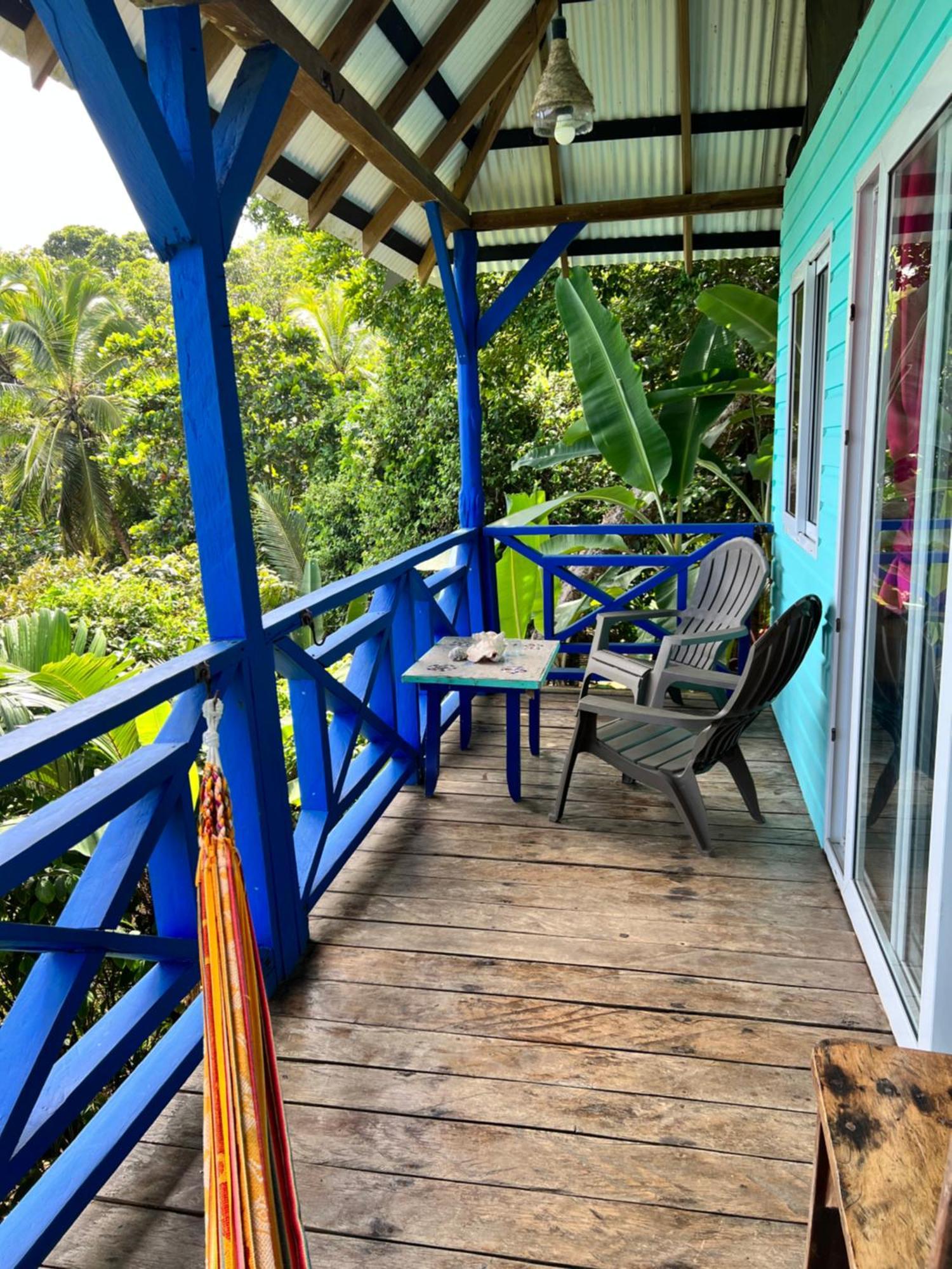 Tesoro Escondido Ecolodge Cabinas Бокас-дель-Торо Номер фото