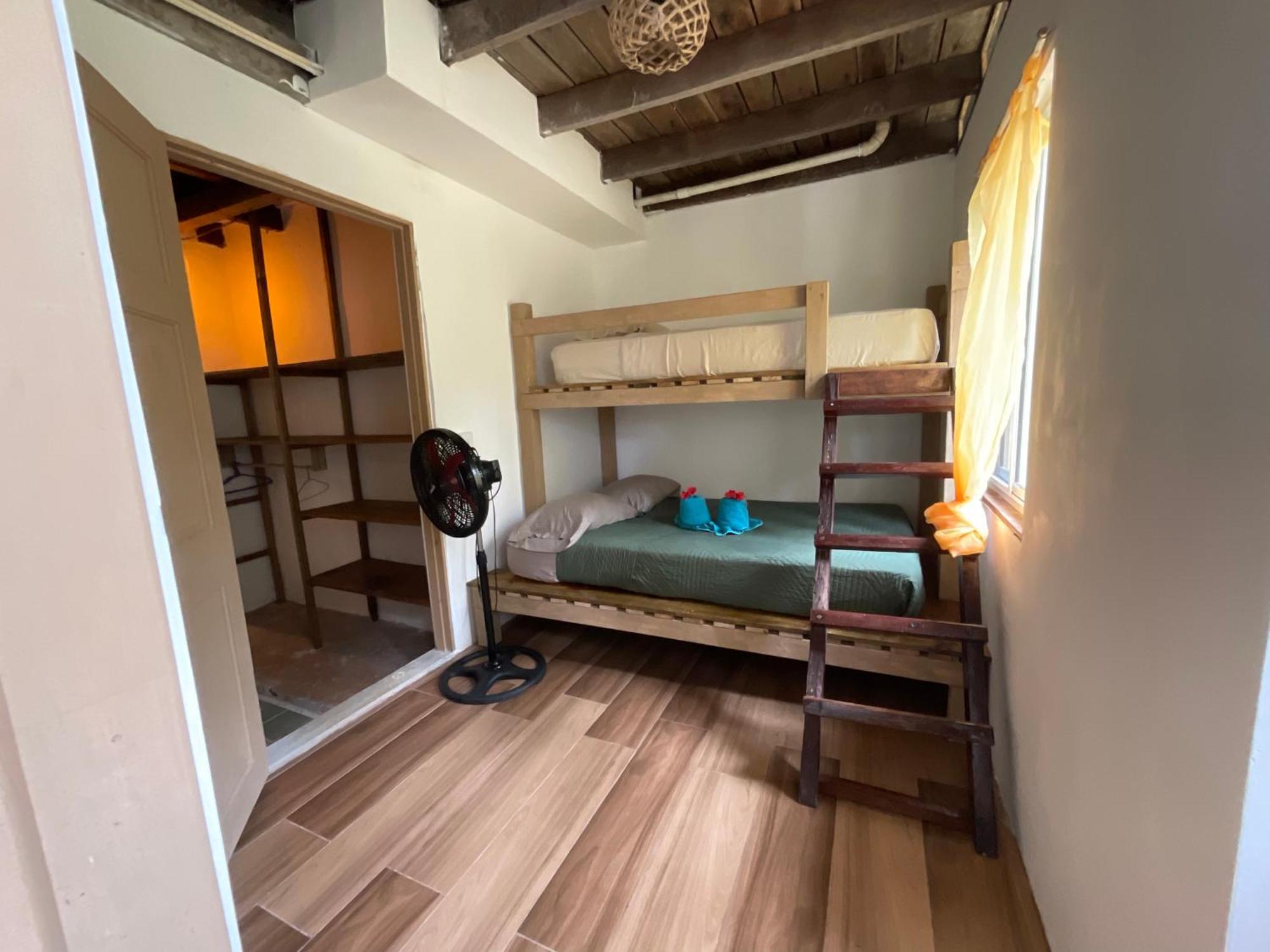 Tesoro Escondido Ecolodge Cabinas Бокас-дель-Торо Экстерьер фото