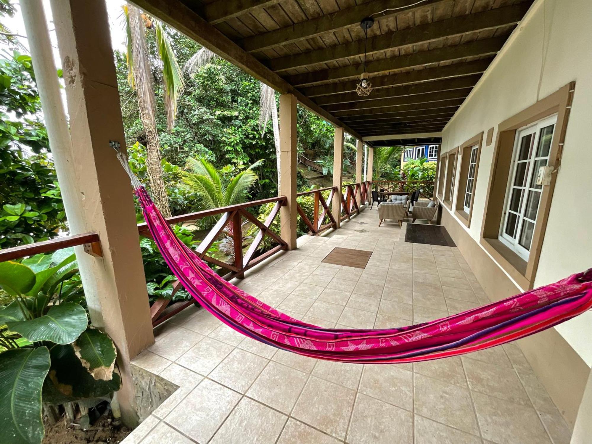 Tesoro Escondido Ecolodge Cabinas Бокас-дель-Торо Экстерьер фото